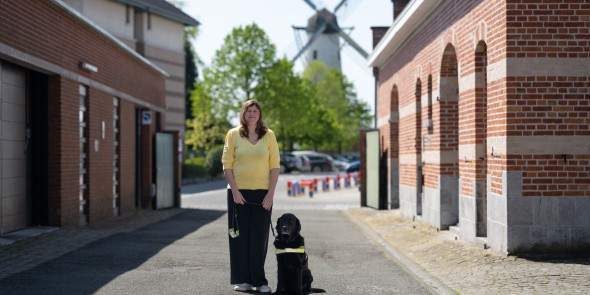 Deborah met een visuele beperking ontpopt zich tot visionaire copywriter bij Curando